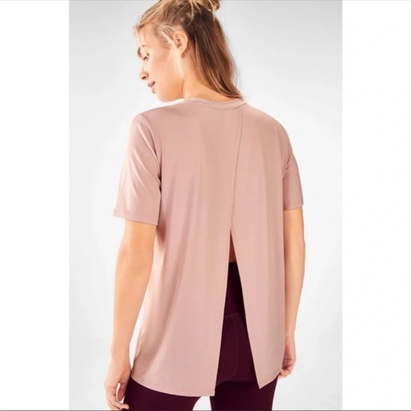 Fabletics Vivienne Cross Back Tee Short Sleeve Lilac Haze Women's XXS Pastel Gym - Picture 4 of 12